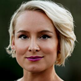  Bethanie Mattek logo
