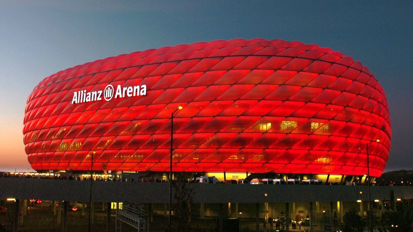 Bayern Munich VS Paris SG ( BETTING TIPS, Match Preview & Expert Analysis )
